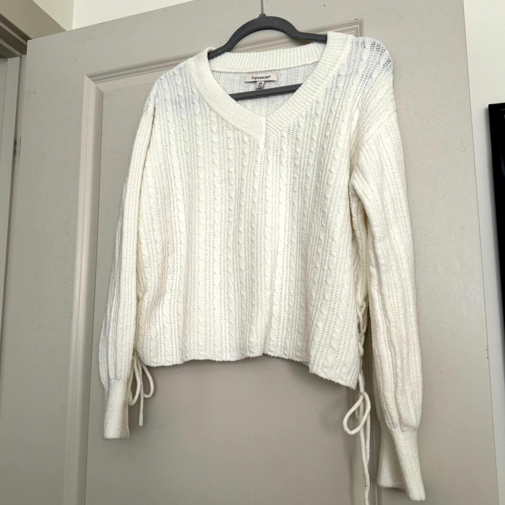Francesca's Cable Knit V-Neck Sweater